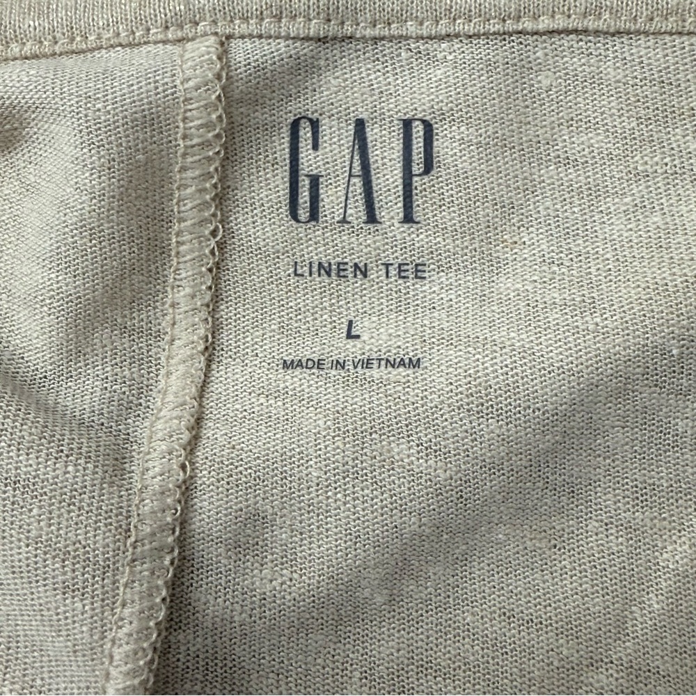 Gap Linen Tee Short Sleeve Pull-Over Button Front, Anchorage Cream and Metallic - Picture 3 of 7